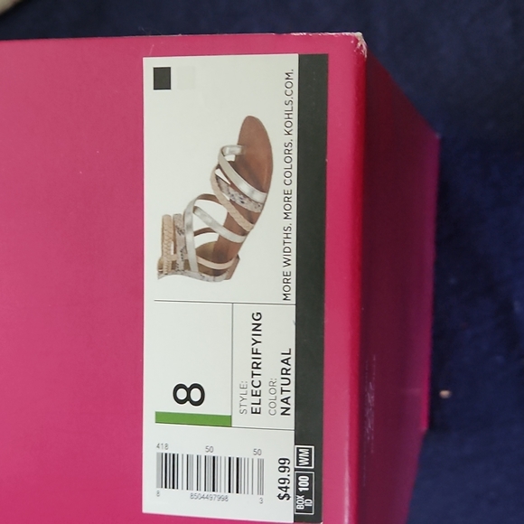 Sandals - Picture 5 of 6